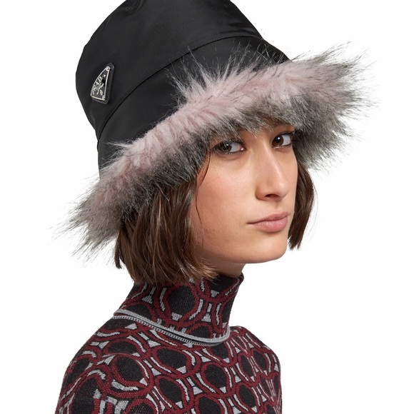NWT Prada Re-Nylon Faux-Fur Trim Bucket Hat in Black and Pink - Picture 3 of 9